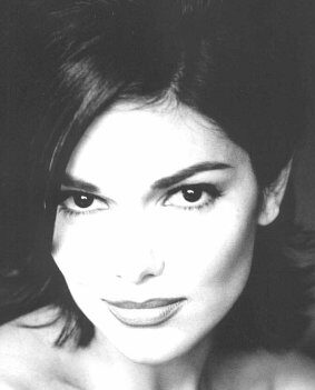 Laura Harring