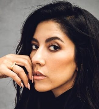 Stephanie Beatriz