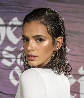 Bruna Marquezine